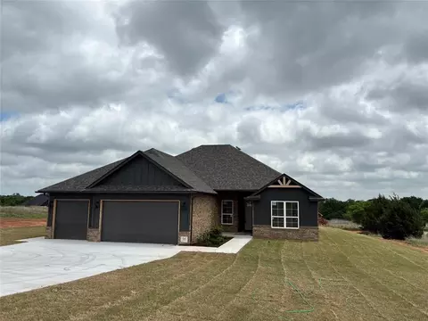 2005 Shady Oaks Cir, Blanchard, OK 73010