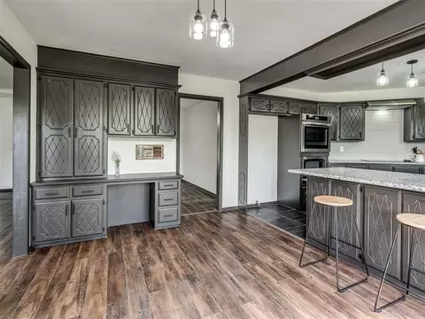 Kitchen - 1 Horseshoe Ln, Mcloud, OK 74851 photo 3 of 8