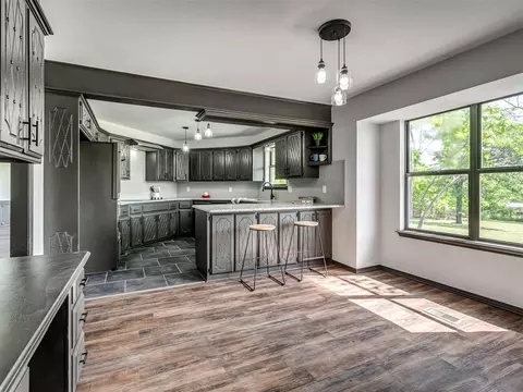 Kitchen - 1 Horseshoe Ln, Mcloud, OK 74851 photo 1 of 8