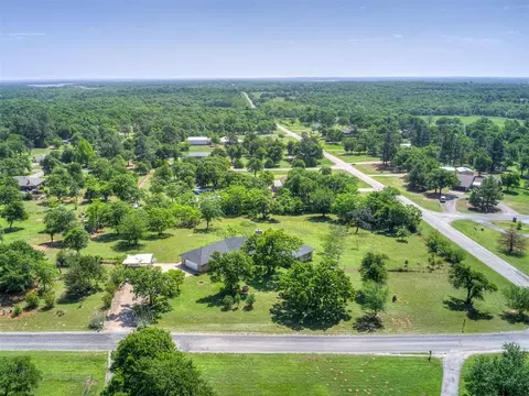 View/Area - 1 Horseshoe Ln, Mcloud, OK 74851 photo 1 of 1
