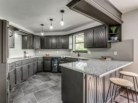 Kitchen - 1 Horseshoe Ln, Mcloud, OK 74851 photo 5 of 8