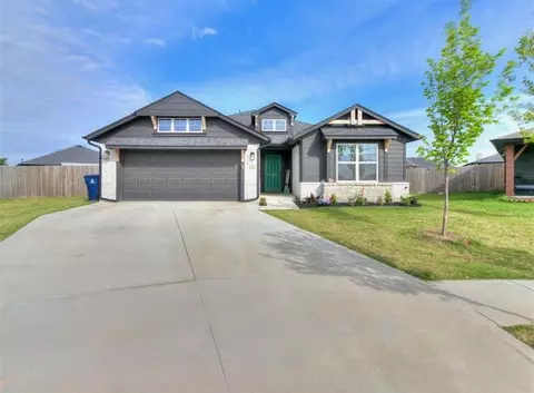 701 Caladium Dr, Yukon, OK 73099