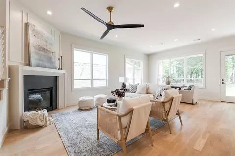 Living - Undisclosed, Edmond, OK 73034 photo 1 of 2