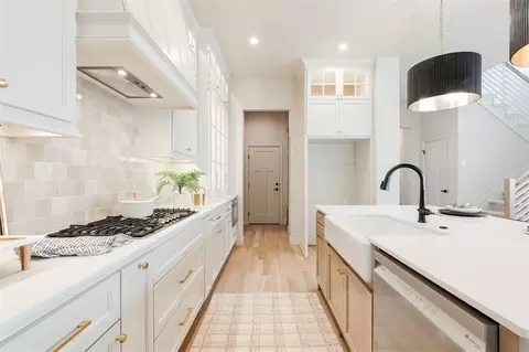 Kitchen - Undisclosed, Edmond, OK 73034 photo 4 of 7