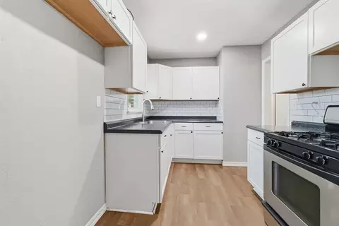Kitchen - 1003 Asalee St, Altus, OK 73521 photo 1 of 5