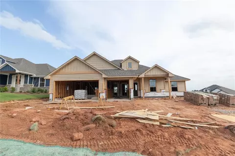 8216 Mountain Oak Dr, Edmond, OK 73034