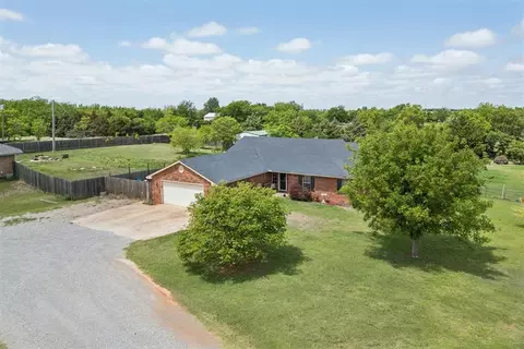 881 Moffat Rd NW, Piedmont, OK 73078