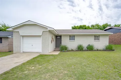 29 Crown Pt, Pauls Valley, OK 73075