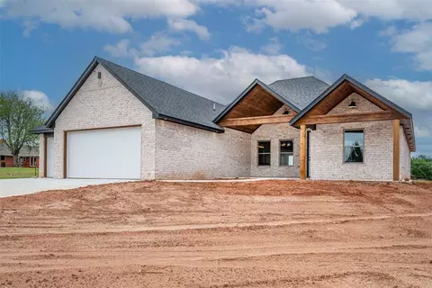1109 Bridgeview Ln, Tuttle, OK 73089