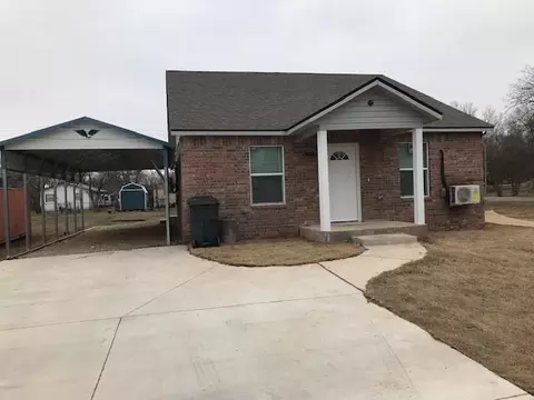 111 E Catalpa St, Lexington, OK 73051