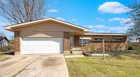 2607 NW 46th Pl, Lawton, OK 73505