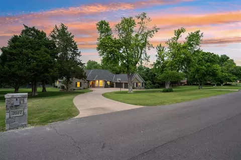 2017 Shadow Lake Dr, Edmond, OK 73025