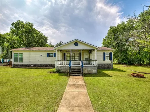 Exterior - 420019 E 1161 Cir, Eufaula, OK 74432 photo 2 of 8