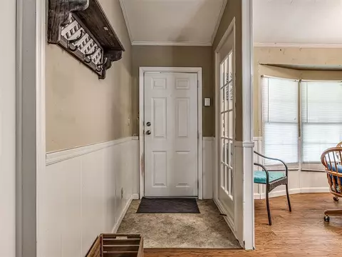 Entry Way - 420019 E 1161 Cir, Eufaula, OK 74432 photo 1 of 1