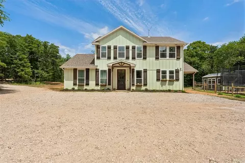 9025 E Charter Oak Rd, Guthrie, OK 73044