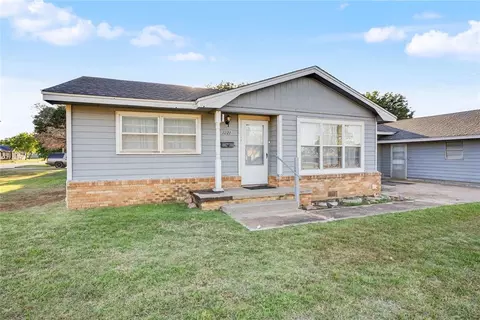 Other - 1221 Hickory St, Altus, OK 73521 photo 2 of 10