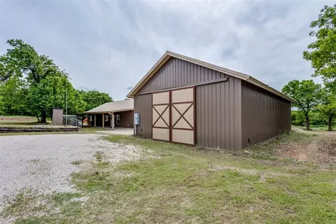 36003 45th St, Shawnee, OK 74804