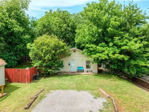 617 Eufaula St, Norman, OK 73071