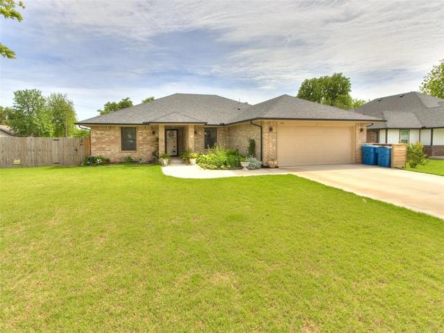 202 W Pine St, Tuttle, OK 73089