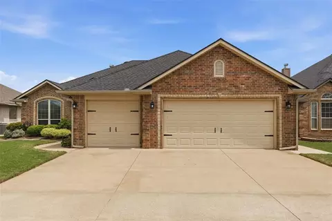 9012 Lolly Ln, Oklahoma City, OK 73160