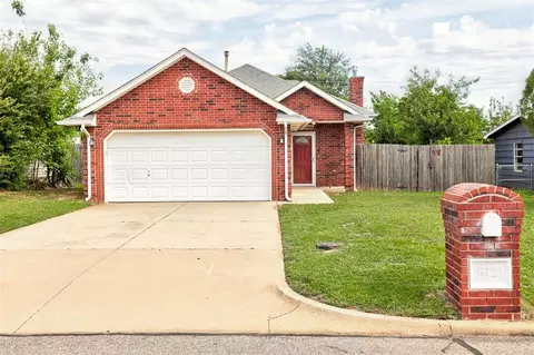 6121 SE 6th St, Midwest City, OK 73110
