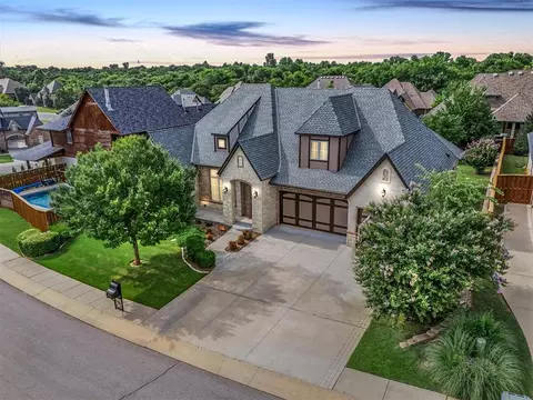 2725 Open Range Rd, Edmond, OK 73034