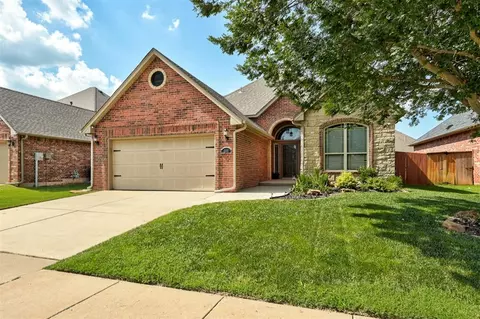 6101 NW 153rd St, Edmond, OK 73013