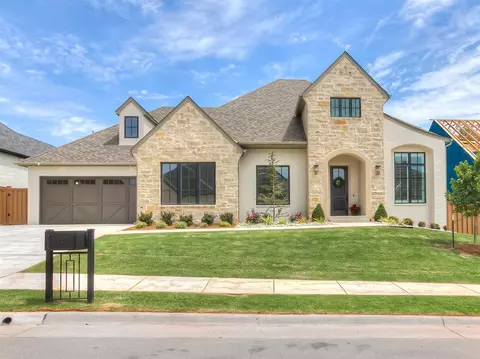 2916 Flycatcher Ln, Edmond, OK 73012