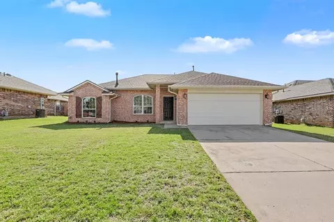 8129 Azurewood Dr, Oklahoma City, OK 73135