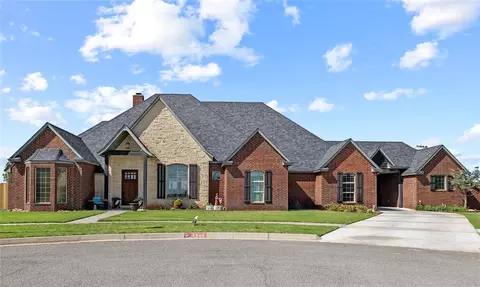 3540 Callaway Dr, Weatherford, OK 73096