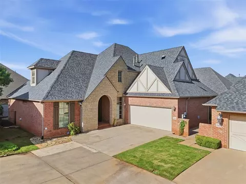 2906 NW 160th St, Edmond, OK 73013