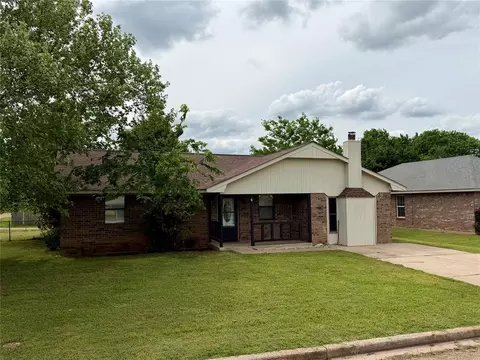 719 Geronimo, Pauls Valley, OK 73075