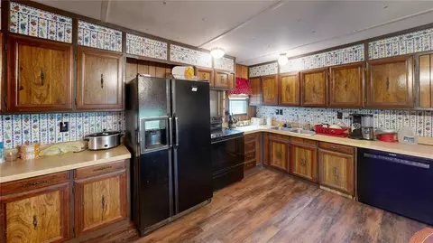 Kitchen - 5799 Cedar Ridge Rd, Kingston, OK 73439 photo 1 of 1
