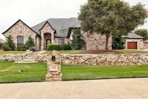 3450 Sarah Dr, Newcastle, OK 73065