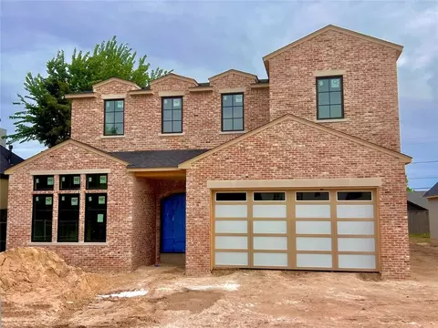 1722 Huntington Ave, Nichols Hills, OK 73116