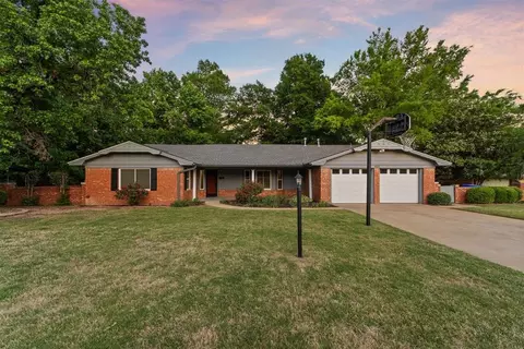 425 Terrace Pl, Norman, OK 73069
