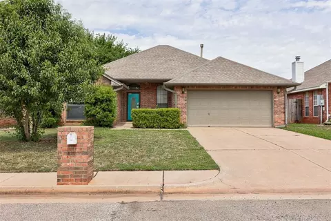 1709 La Cruz Ave, Edmond, OK 73003