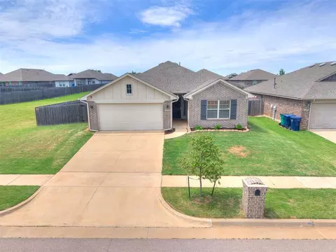 12901 Running Pebble Rd, Piedmont, OK 73078