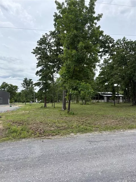 Siers Road, Eufaula, OK 74432