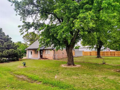 1000 N Doris Ave, Newcastle, OK 73065