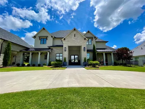 2709 Crittenden Dr, Norman, OK 73072
