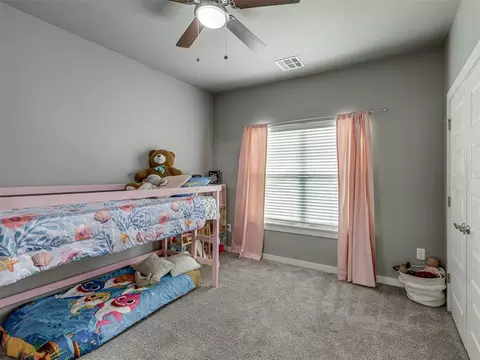 Bedroom - 4900 Cedar Mill Rd, Choctaw, OK 73020 photo 9 of 10