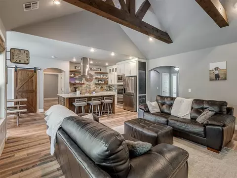 Living - 4900 Cedar Mill Rd, Choctaw, OK 73020 photo 5 of 5
