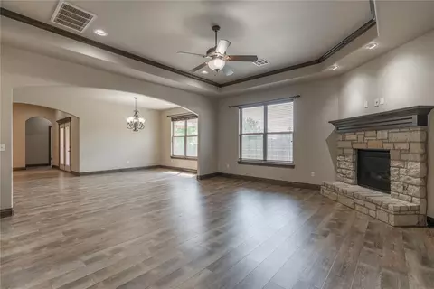 4617 Caveat Dr, Edmond, OK 73025