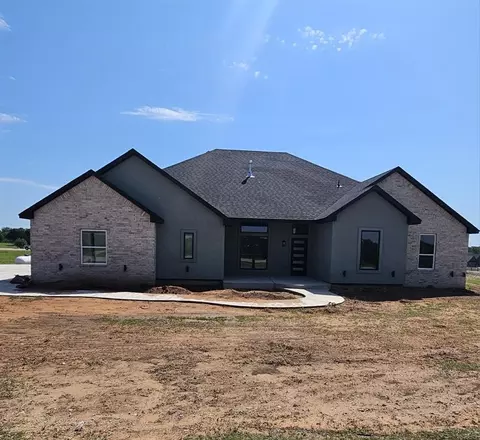 1169 Wolf Creek Dr, Blanchard, OK 73010