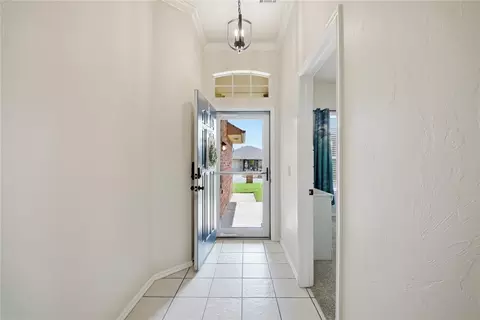 Entry Way - 705 Cactus Ct, Yukon, OK 73099 photo 1 of 2