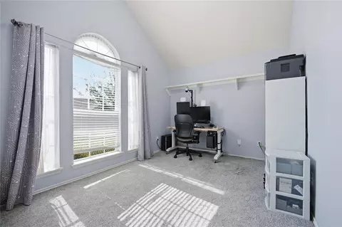 Other - 705 Cactus Ct, Yukon, OK 73099 photo 7 of 9