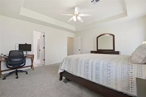 Bedroom - 705 Cactus Ct, Yukon, OK 73099 photo 2 of 5