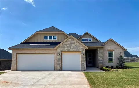 11725 NW 105th St, Yukon, OK 73099