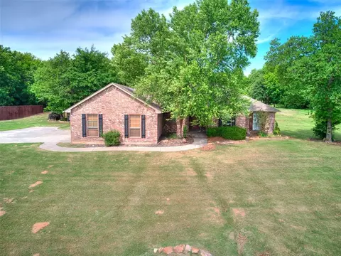 7225 Morning Song Dr, Oklahoma City, OK 73150